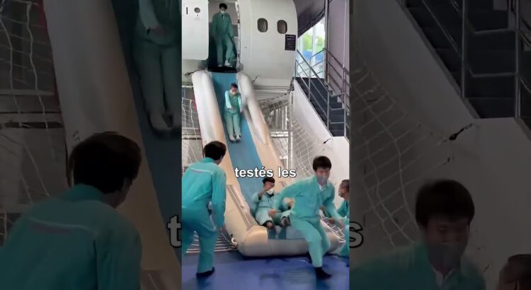 Pourquoi Le Toboggan De Secours De L'Avion Coûte Plus De 30000 Dollars